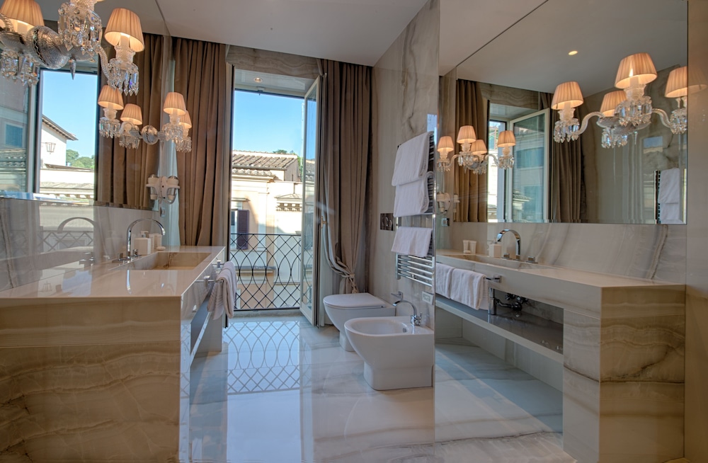 Palazzo Nainer — Hotel rooms in Rome, Lazio