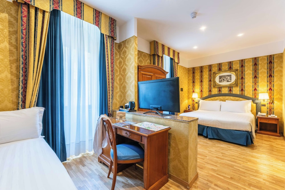 Hotel Raffaello, Sure Hotel Collection by Best Western — Hotel rooms in Rome, Lazio