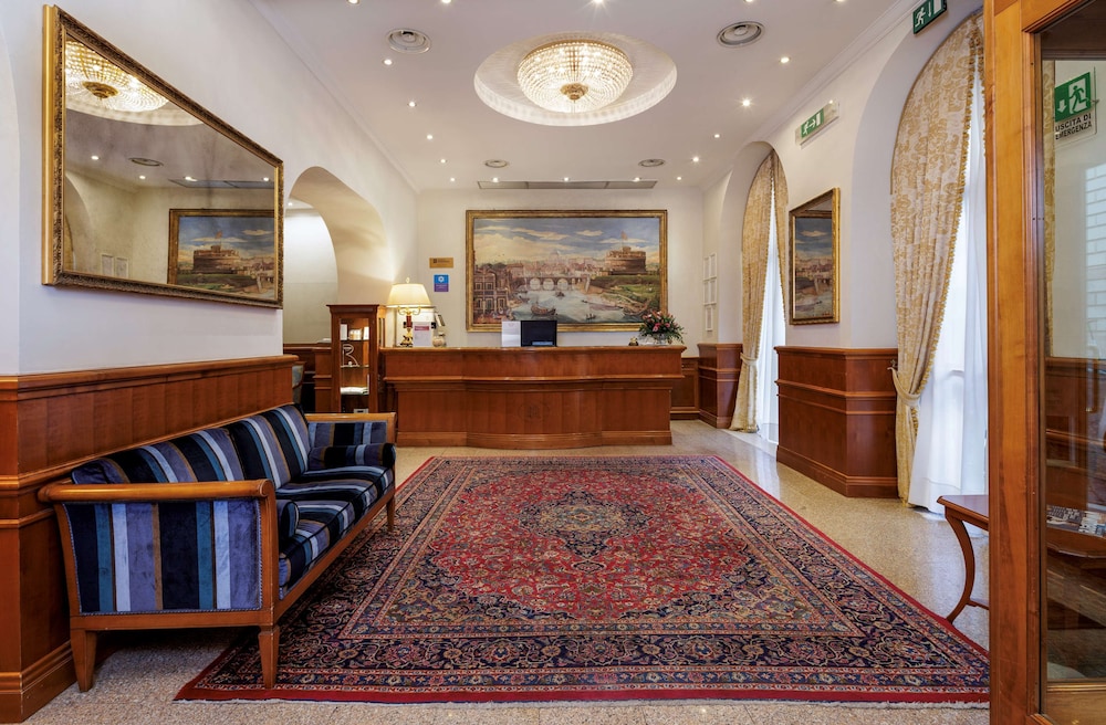 Hotel Raffaello, Sure Hotel Collection by Best Western — Hotel building in Rome, Lazio
