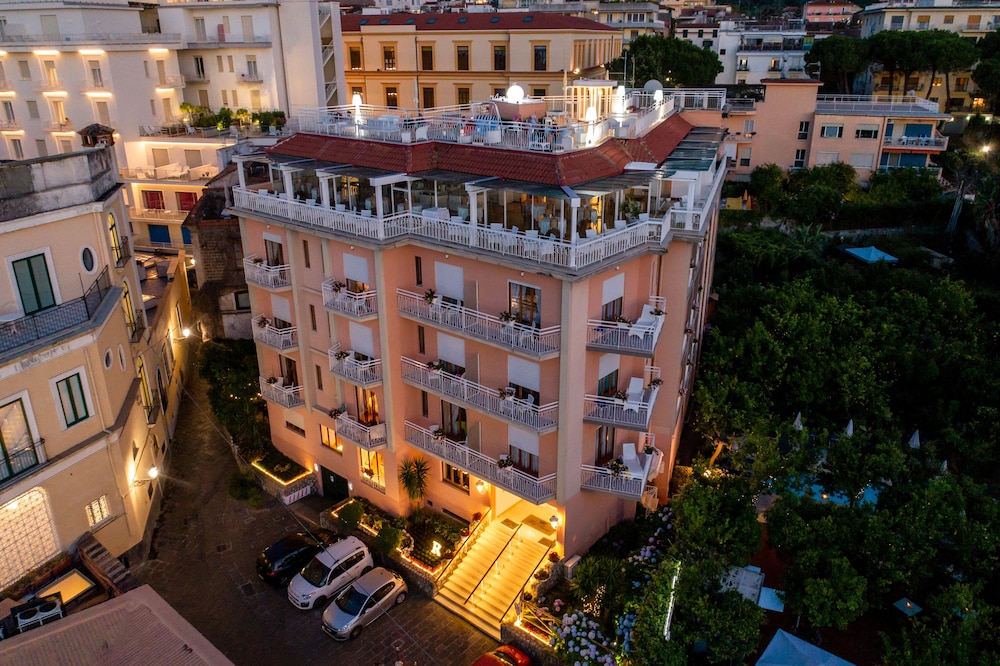 Hotel Regina Sorrento - zdjęcie 5