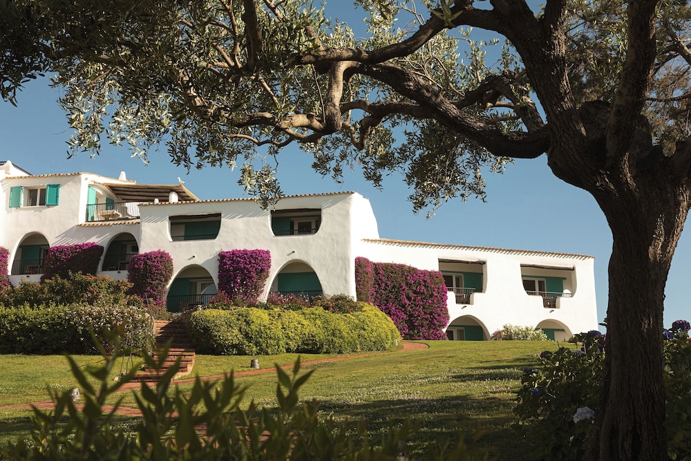 Romazzino, A Belmond Hotel, Costa Smeralda — Hotel building in Arzachena, Sardinia