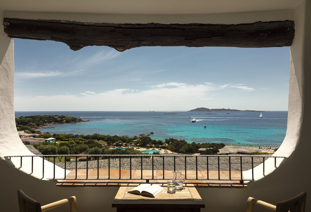 Romazzino, A Belmond Hotel, Costa Smeralda — Hotel rooms in Arzachena, Sardinia