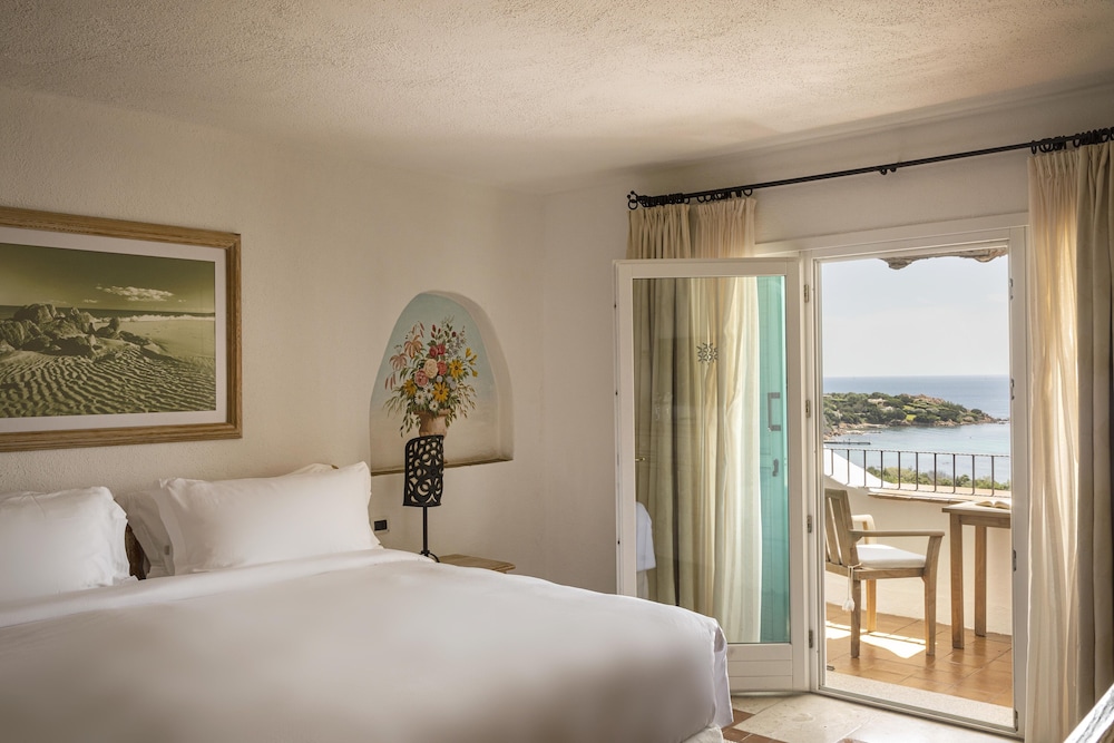 Romazzino, A Belmond Hotel, Costa Smeralda — Hotel rooms in Arzachena, Sardinia