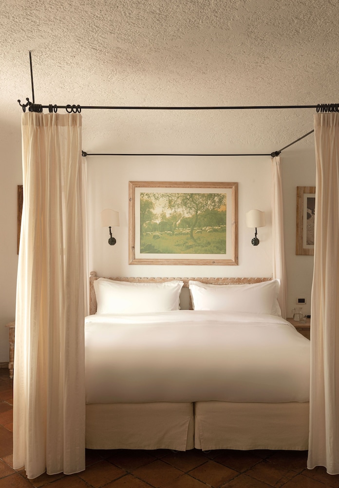Romazzino, A Belmond Hotel, Costa Smeralda — Hotel rooms in Arzachena, Sardinia