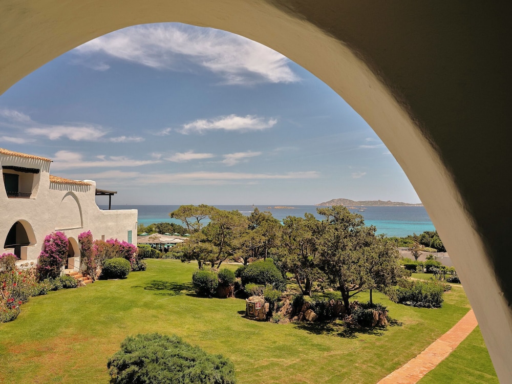 Romazzino, A Belmond Hotel, Costa Smeralda — Hotel building in Arzachena, Sardinia