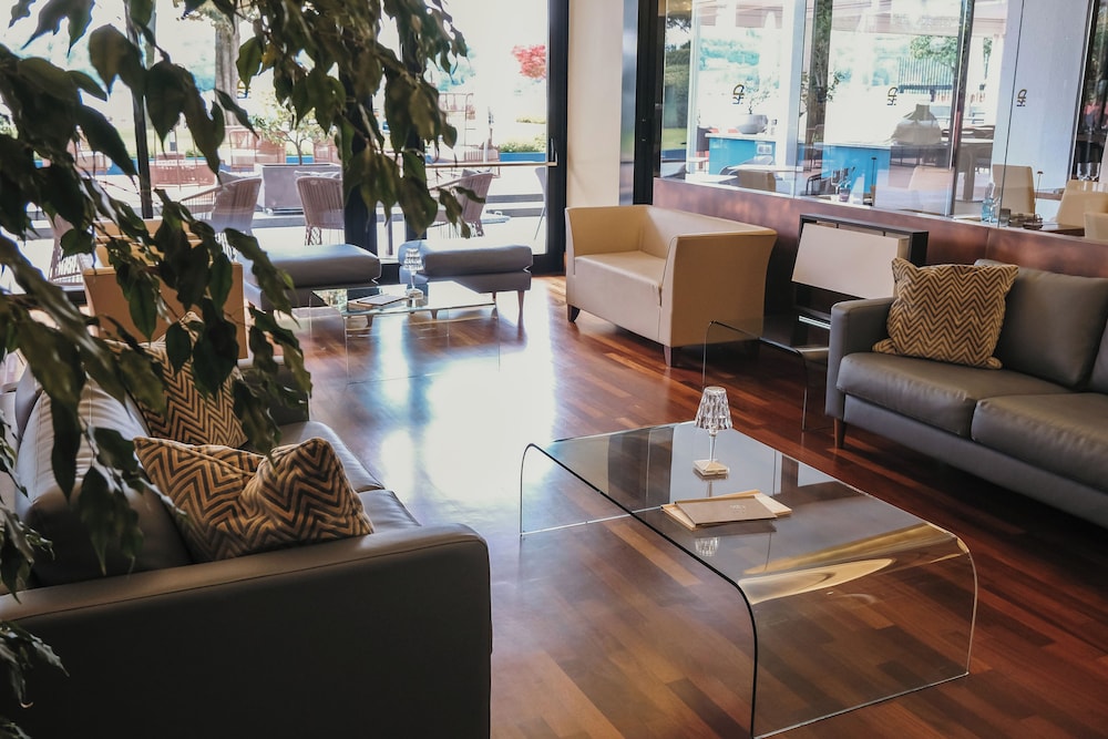 Hotel Salo' du Parc — Restaurant & bars in Salo, Lombardy