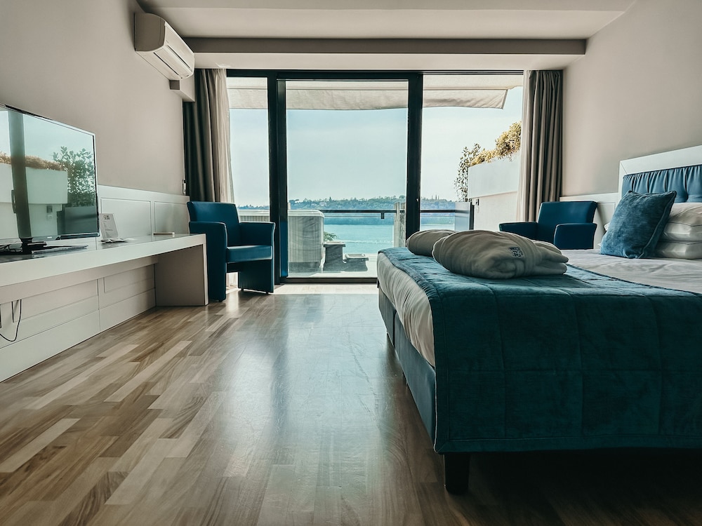 Hotel Salo' du Parc — Hotel rooms in Salo, Lombardy