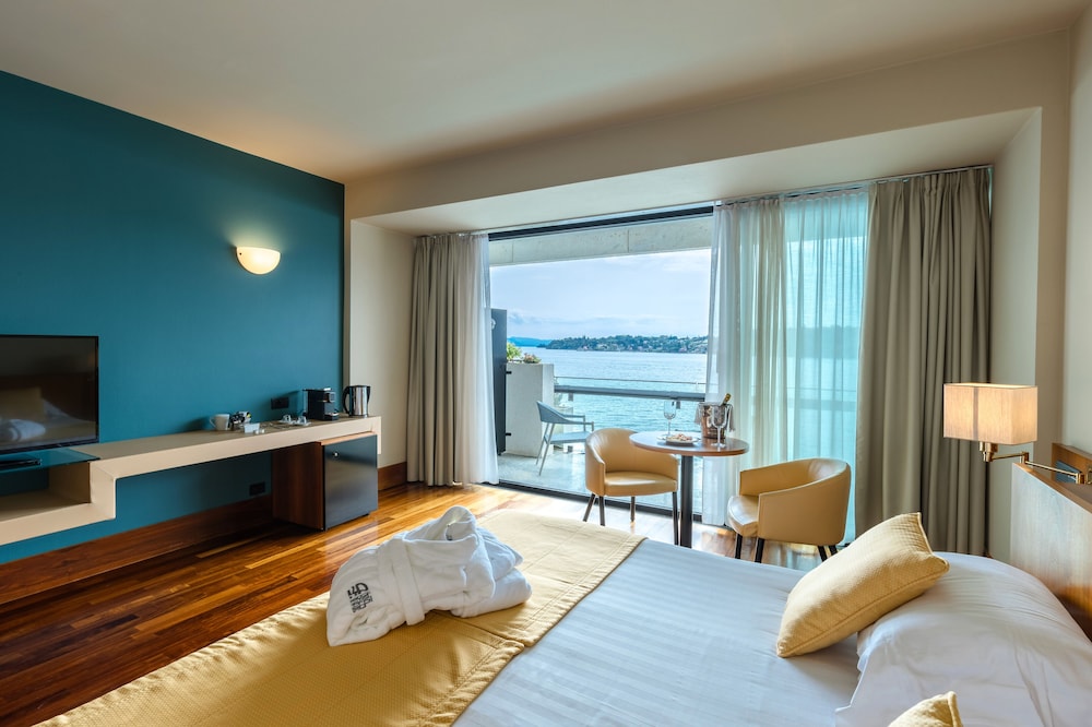 Hotel Salo' du Parc — Hotel rooms in Salo, Lombardy