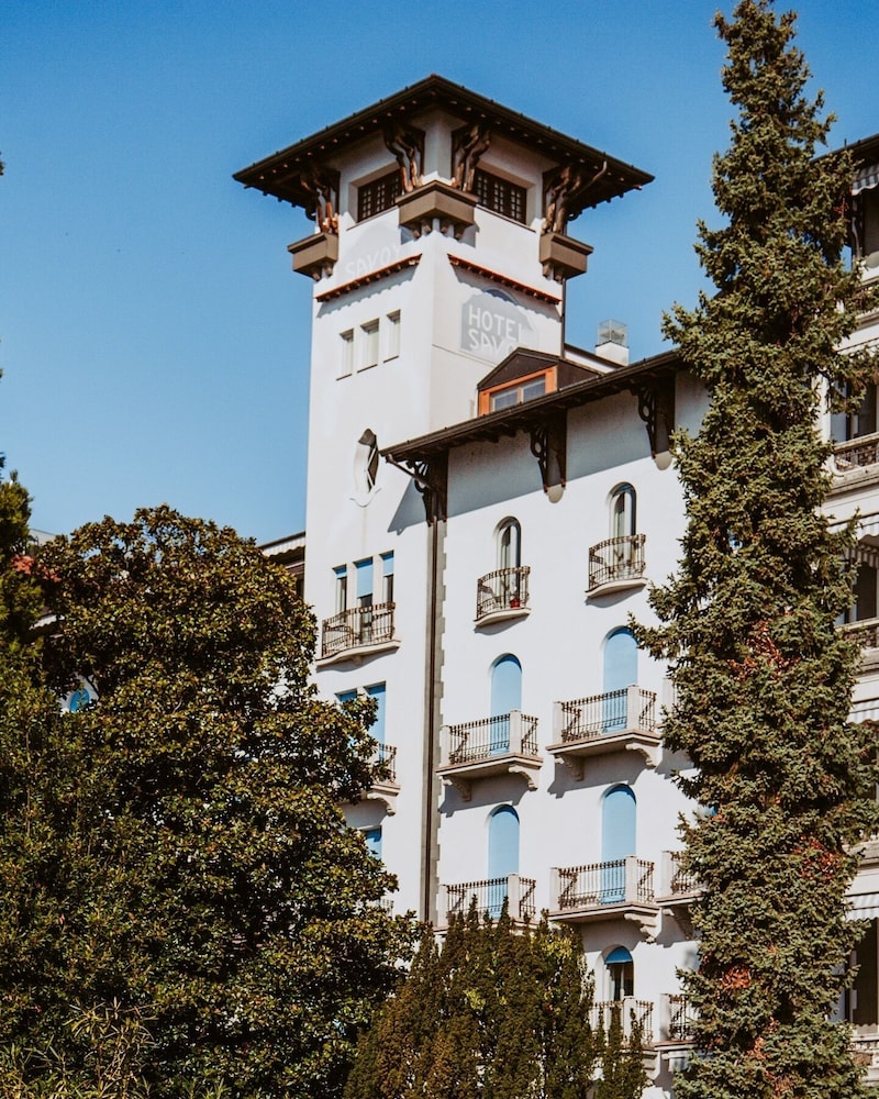 Hotel Savoy Palace — Hotel building in Gardone Riviera, Lombardy