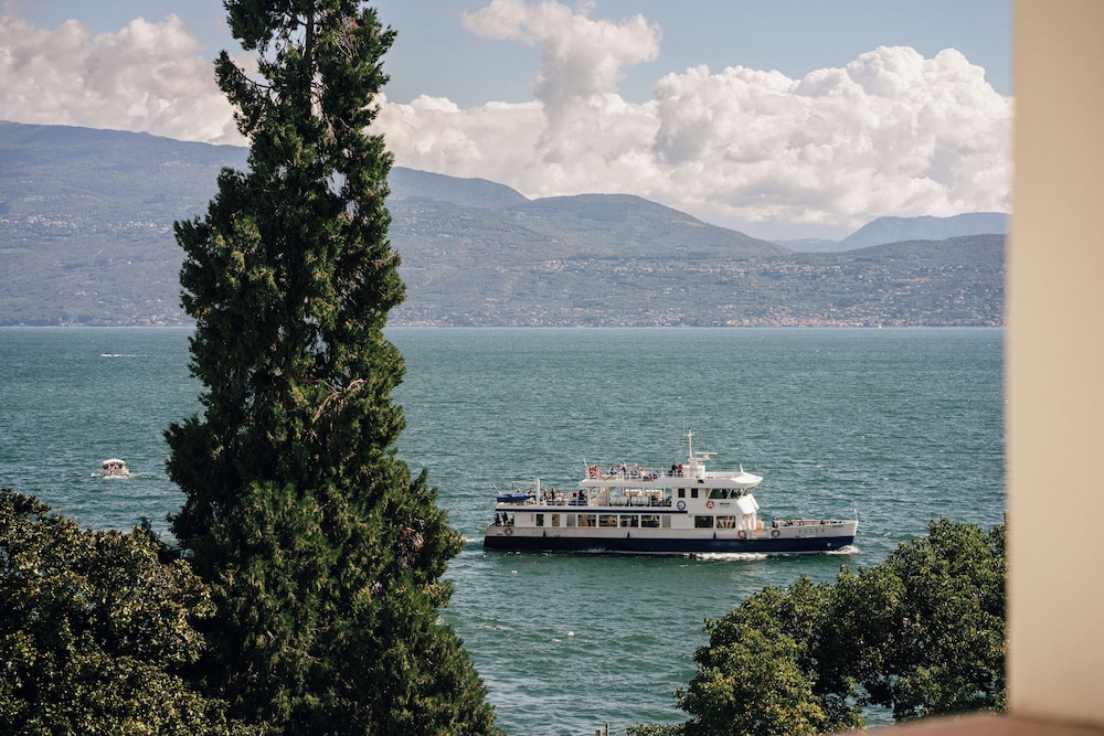 Hotel Savoy Palace — Attractions in the area in Gardone Riviera, Lombardy