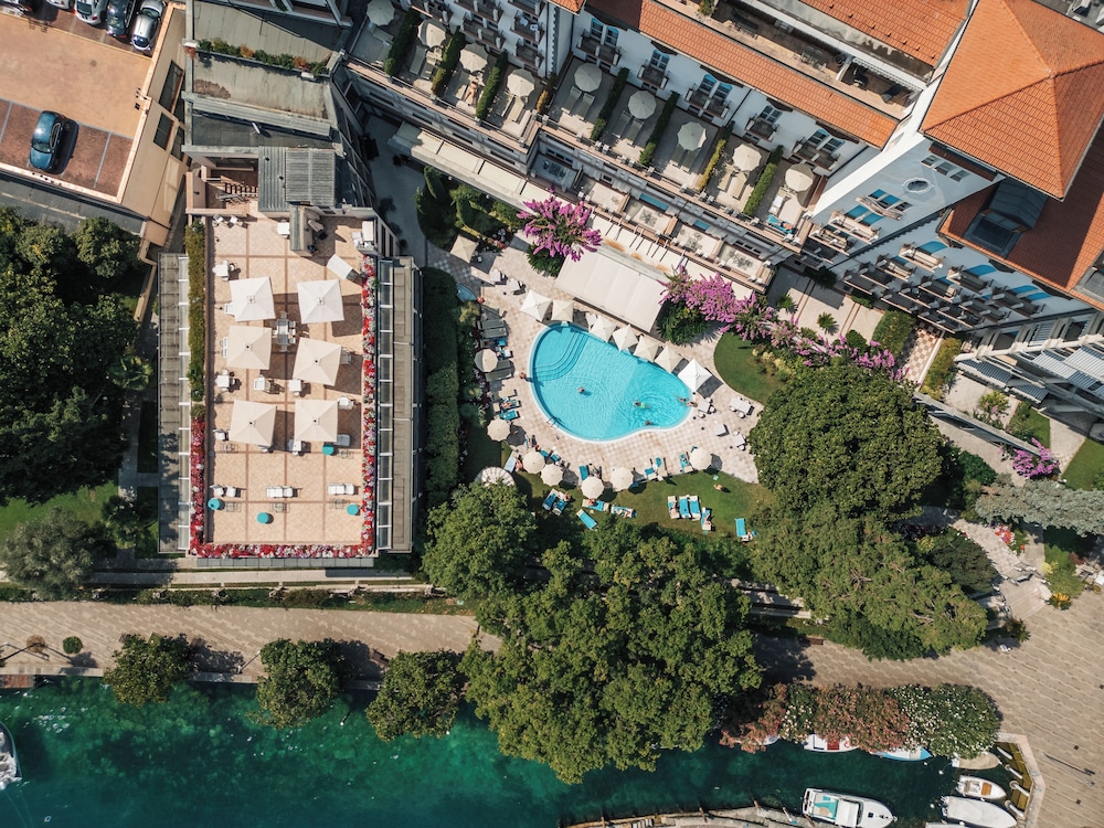 Hotel Savoy Palace — Main photo in Gardone Riviera, Lombardy