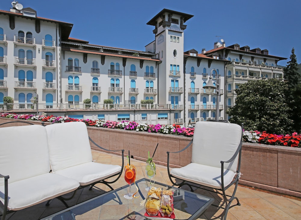 Hotel Savoy Palace — Hotel building in Gardone Riviera, Lombardy