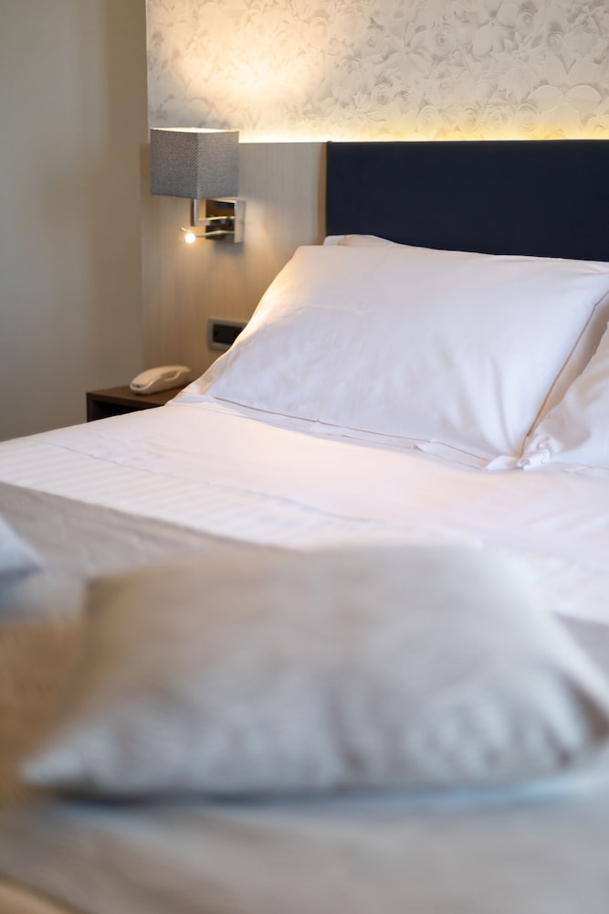 Splendid Hotel Taormina - Handwritten Collection — Hotel rooms in Taormina, Sicily
