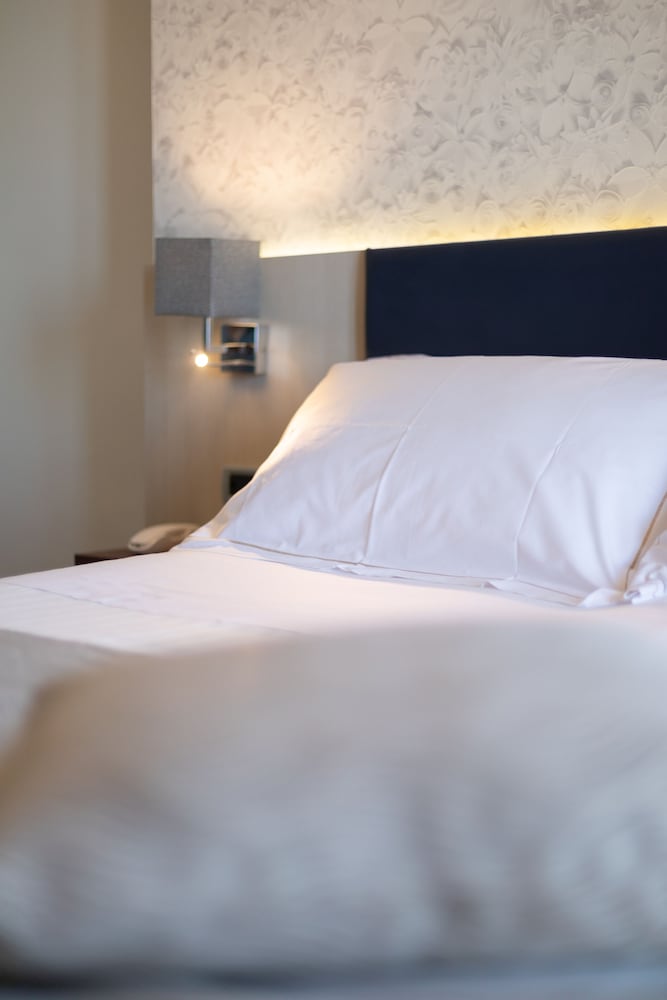 Splendid Hotel Taormina - Handwritten Collection — Hotel rooms in Taormina, Sicily