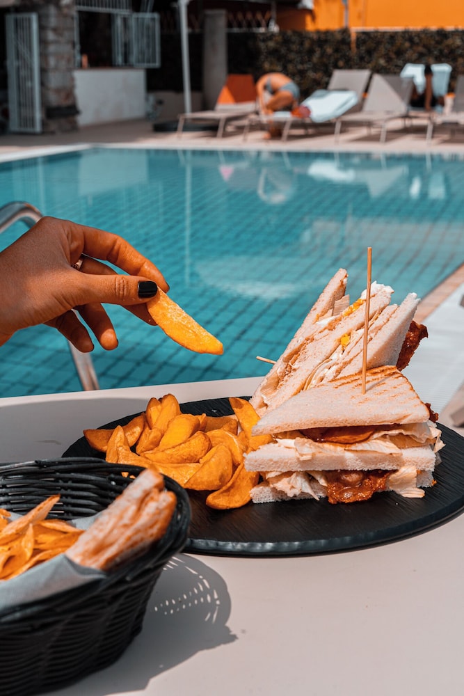 Splendid Hotel Taormina - Handwritten Collection — Restaurant & bars in Taormina, Sicily