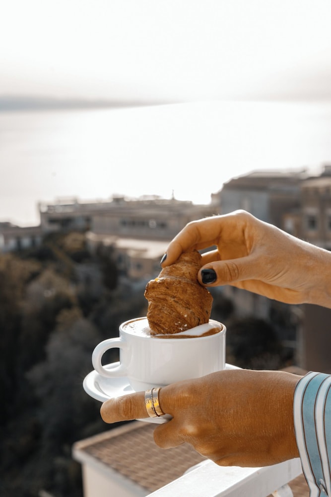 Splendid Hotel Taormina - Handwritten Collection — Restaurant & bars in Taormina, Sicily