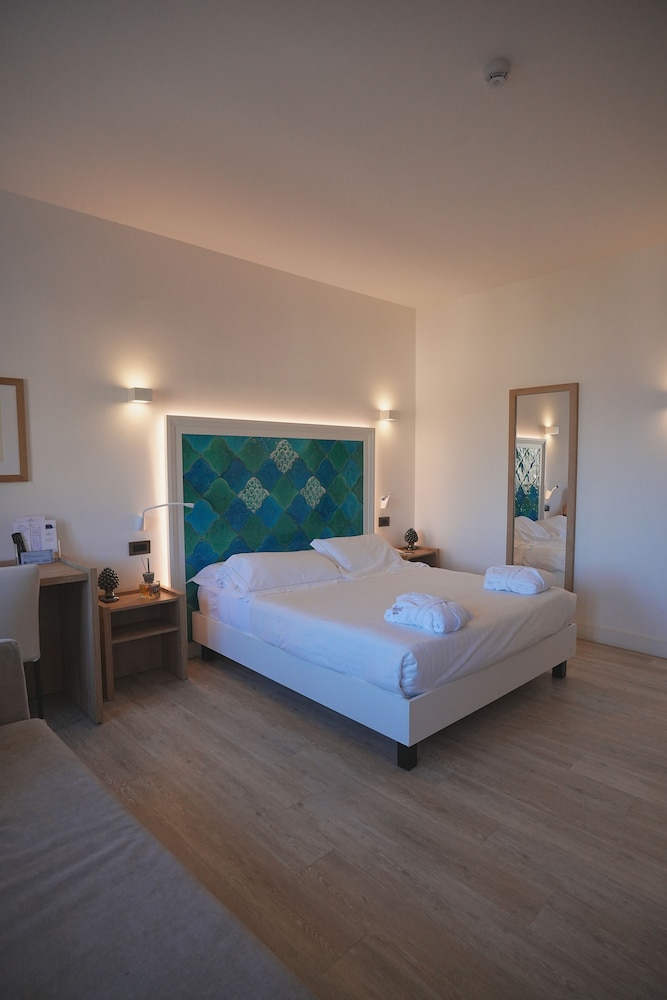 Splendid Hotel Taormina - Handwritten Collection — Hotel rooms in Taormina, Sicily