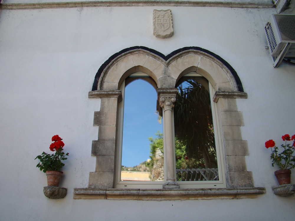 Splendid Hotel Taormina - Handwritten Collection — Hotel building in Taormina, Sicily