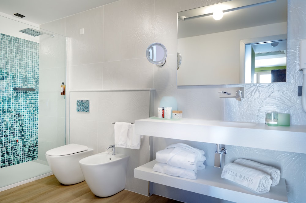 Hotel Stella Maris — Hotel rooms in Villasimius, Sardinia