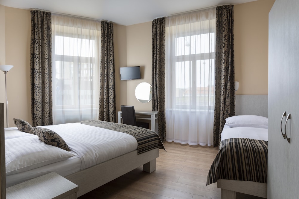 Prague Centre Plaza — Hotel rooms in Prague, Prague