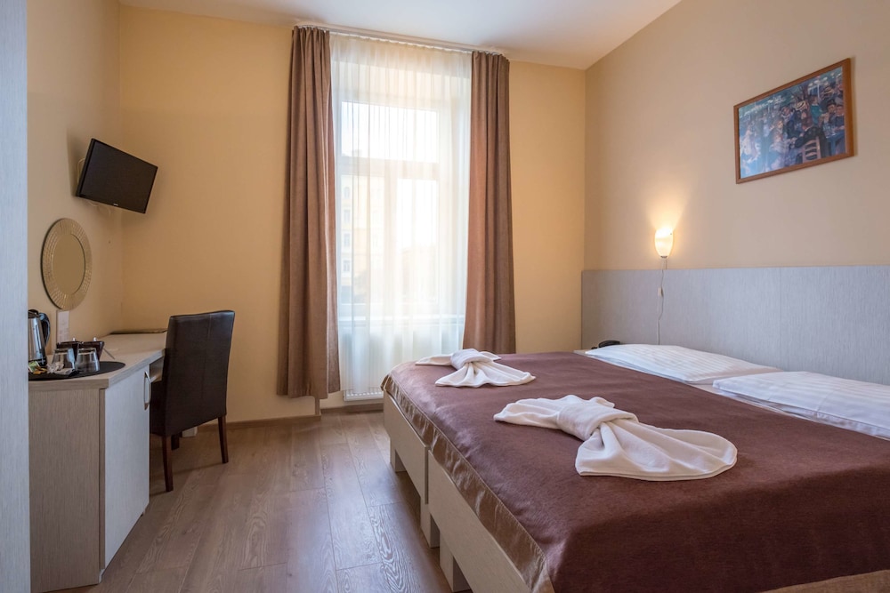 Prague Centre Plaza — Hotel rooms in Prague, Prague