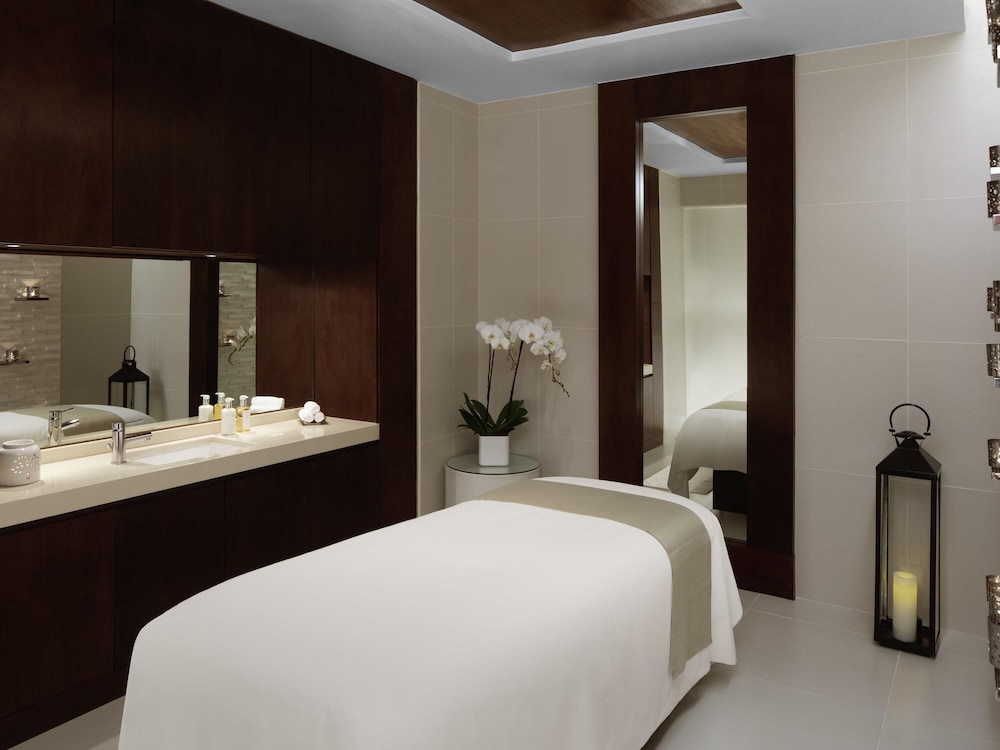 Pullman Dubai Creek City Centre — Spa in Dubai