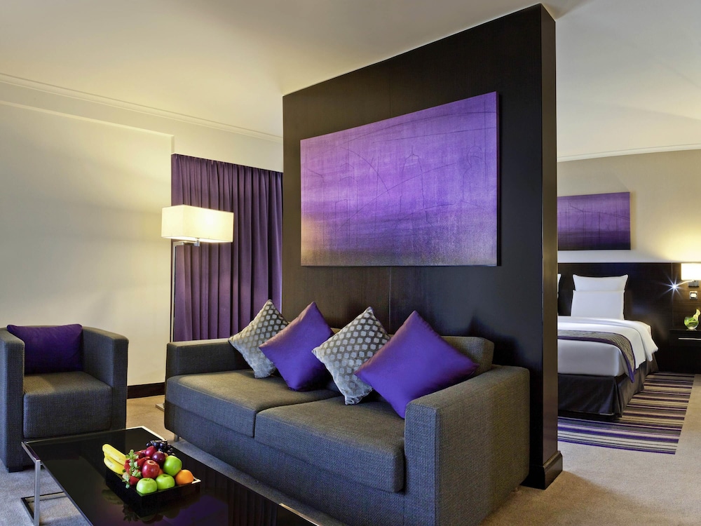 Pullman Dubai Creek City Centre — Hotel rooms in Dubai