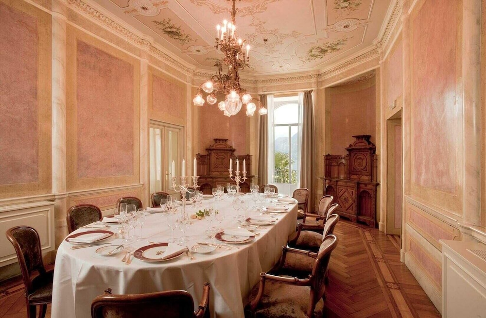 Hotel Villa Flori — Restaurant & bars in Como, Lombardy