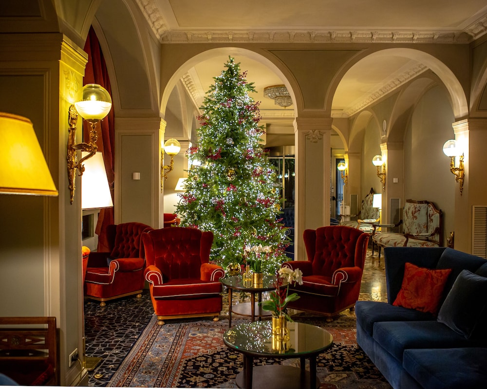 Hotel Villa Flori — Hotel building in Como, Lombardy