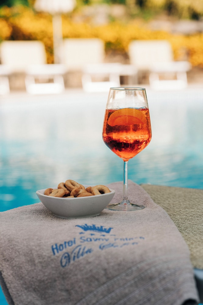 Hotel Villa Sofia — Swimming pool in Gardone Riviera, Lombardy