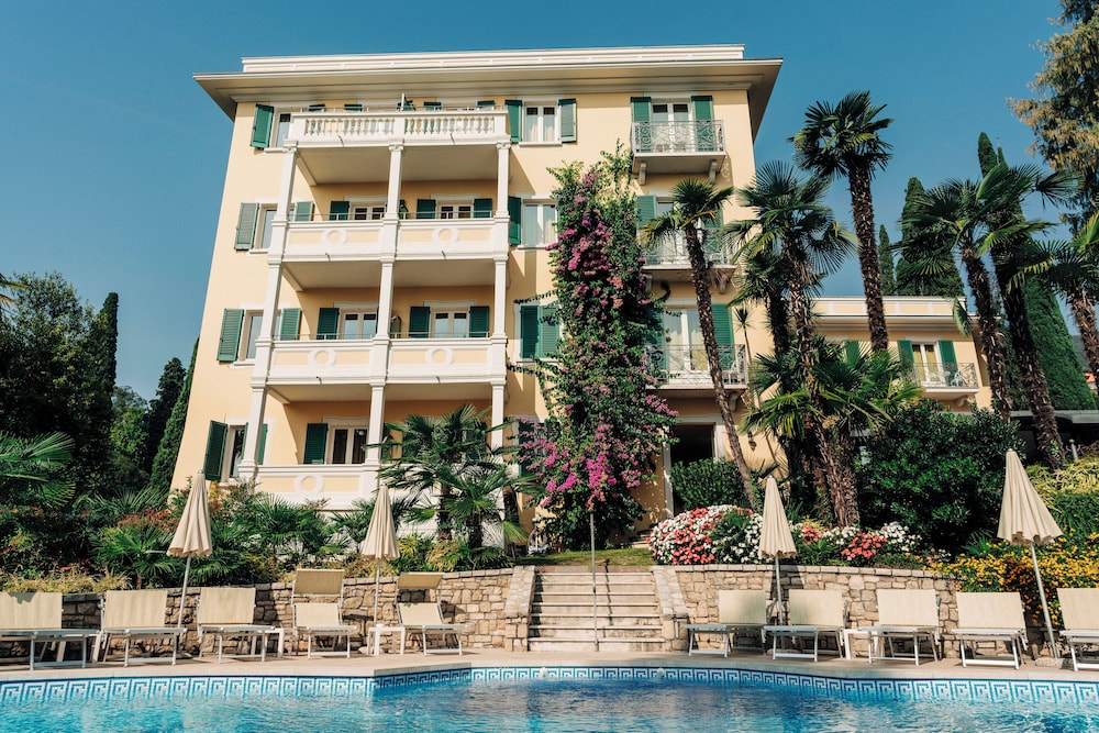 Hotel Villa Sofia — Main photo in Gardone Riviera, Lombardy