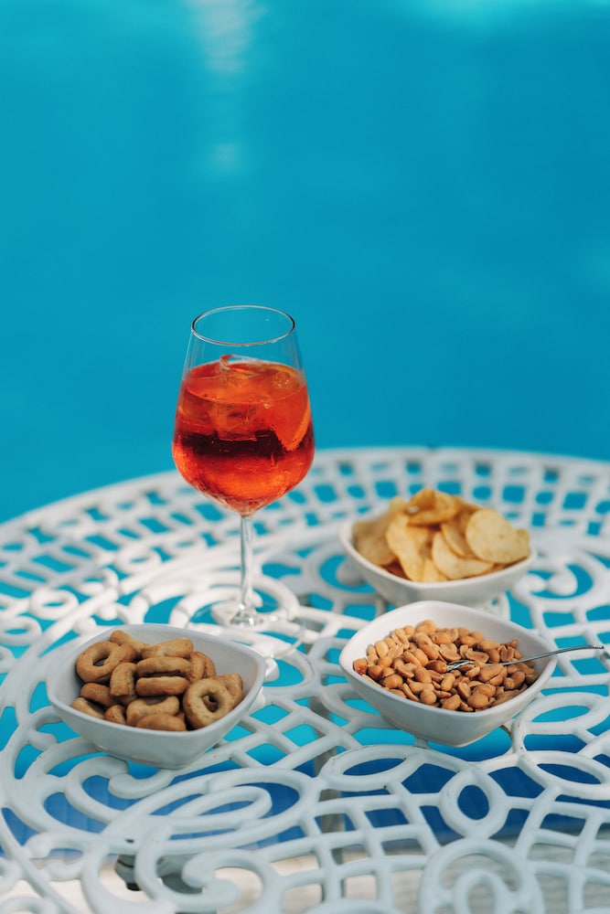 Hotel Villa Sofia — Restaurant & bars in Gardone Riviera, Lombardy