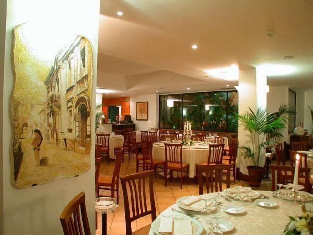 Hotel Villa Sonia — Restaurant & bars in Castelmola, Sicily