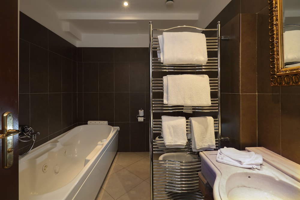 Hotel Villa Sonia — Hotel rooms in Castelmola, Sicily