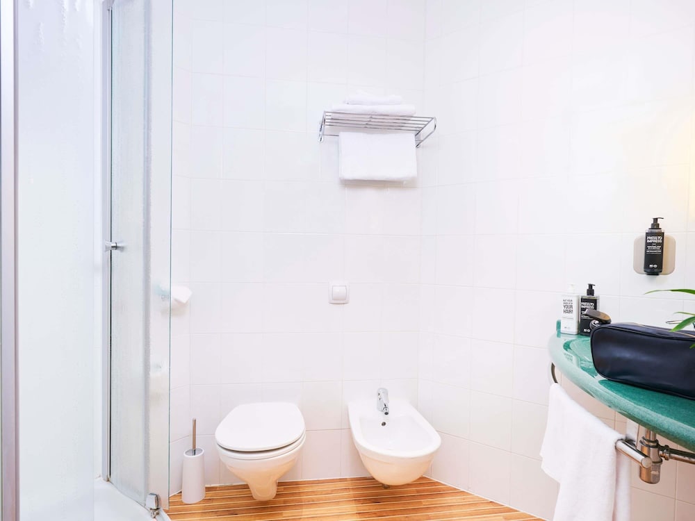 ibis Como — Hotel rooms in Grandate, Lombardy