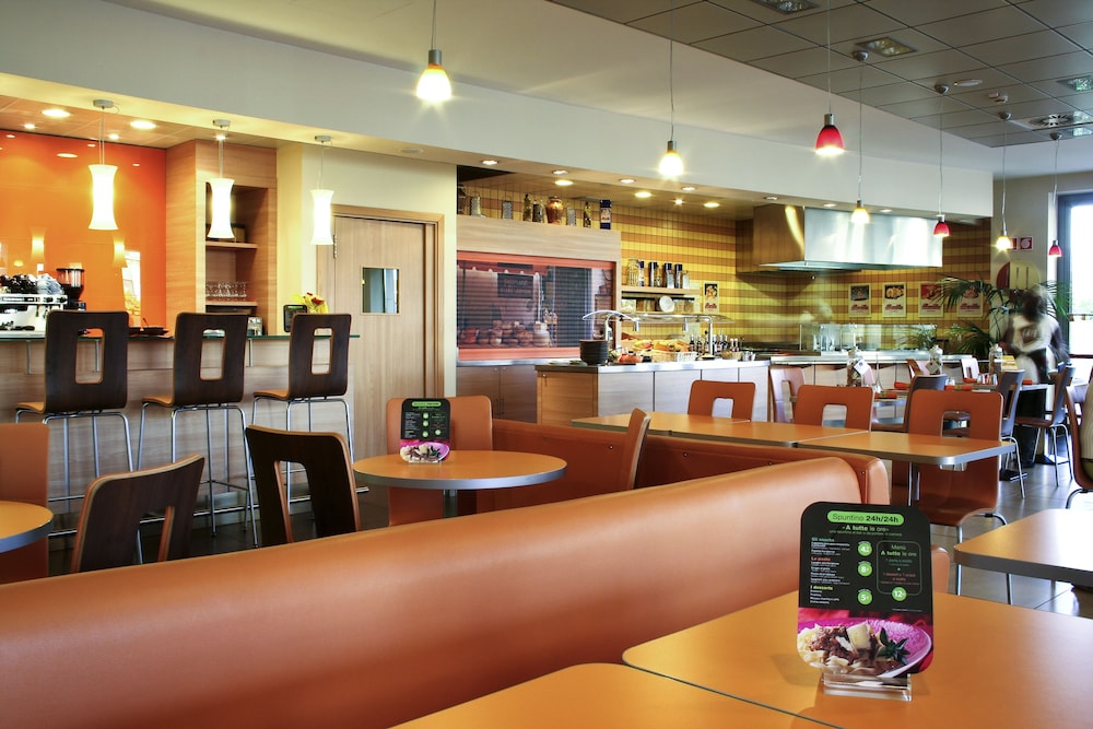 ibis Como — Restaurant & bars in Grandate, Lombardy