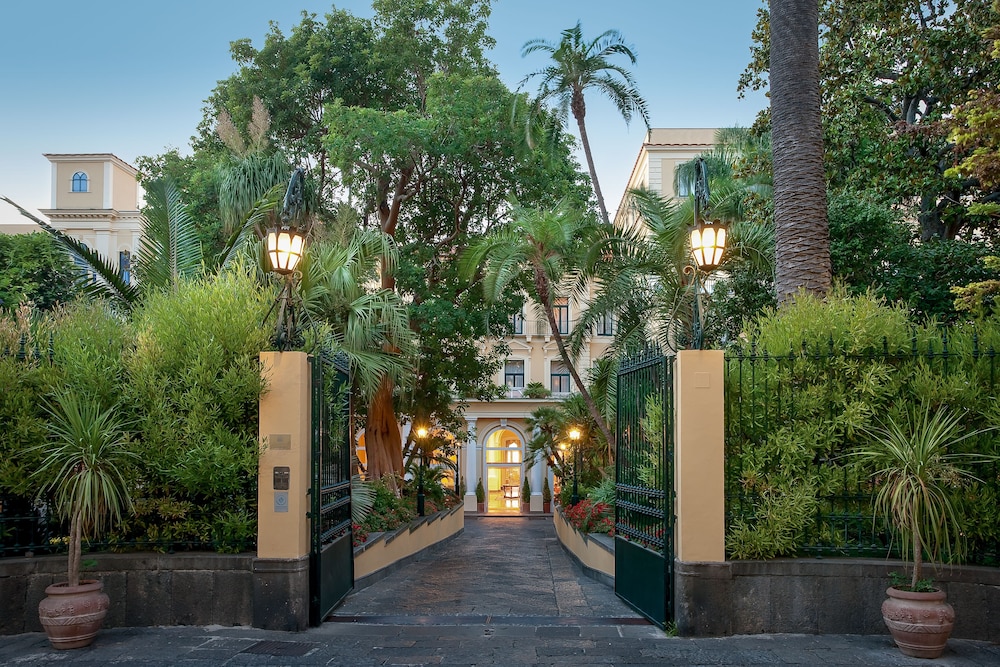 Imperial Hotel Tramontano — Hotel building in Sorrento, Campania