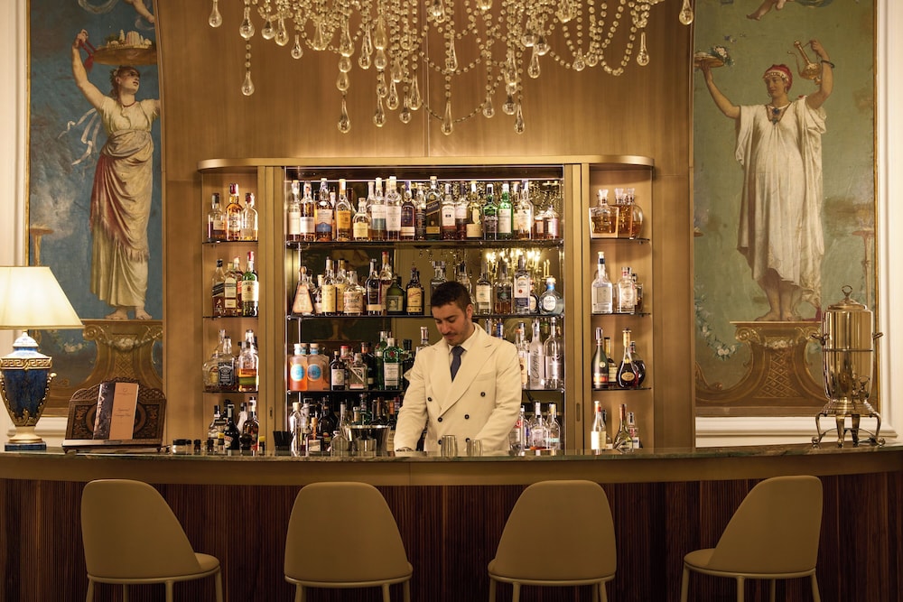 Imperial Hotel Tramontano — Restaurant & bars in Sorrento, Campania