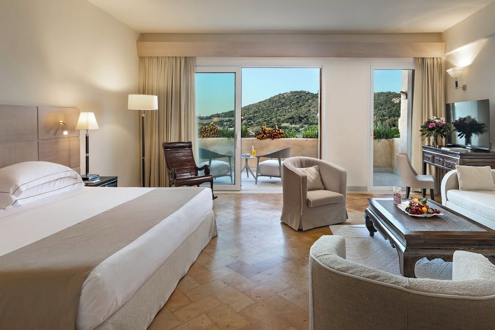L'Ea Bianca Luxury Resort — Hotel rooms in Arzachena, Sardinia