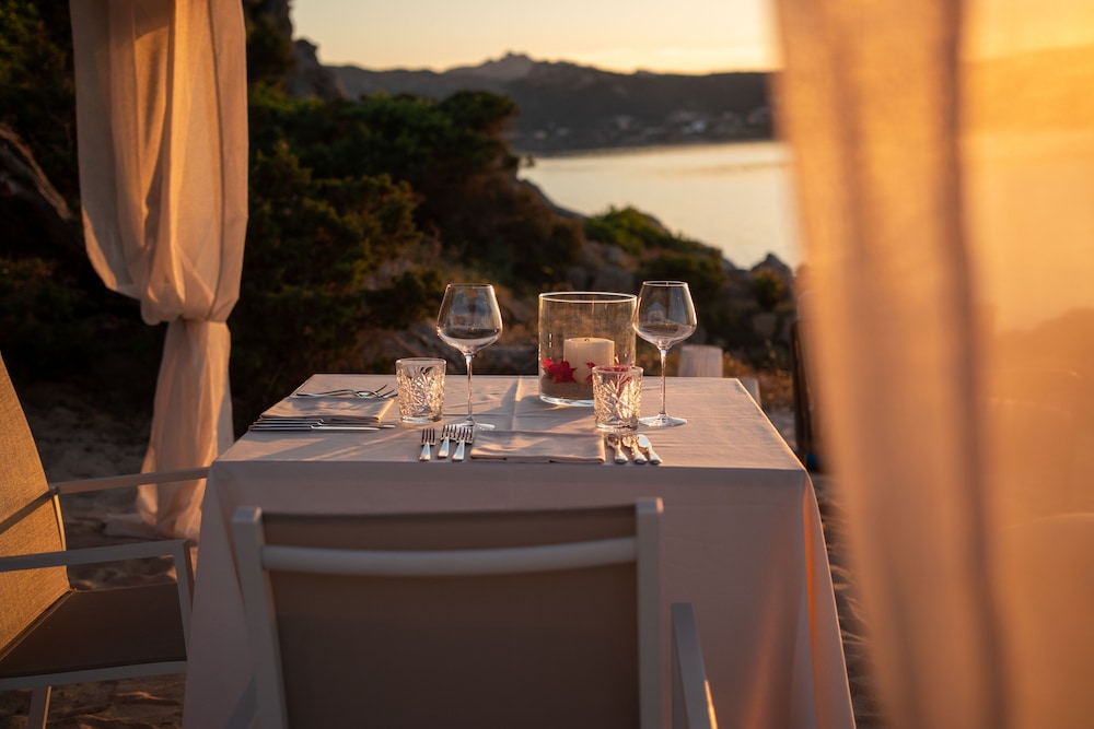 L'Ea Bianca Luxury Resort — Restaurant & bars in Arzachena, Sardinia