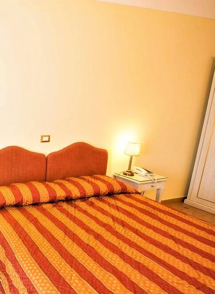 La Vue D'Or — Hotel rooms in Sorrento, Campania
