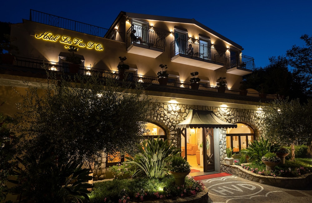 La Vue D'Or — Hotel building in Sorrento, Campania