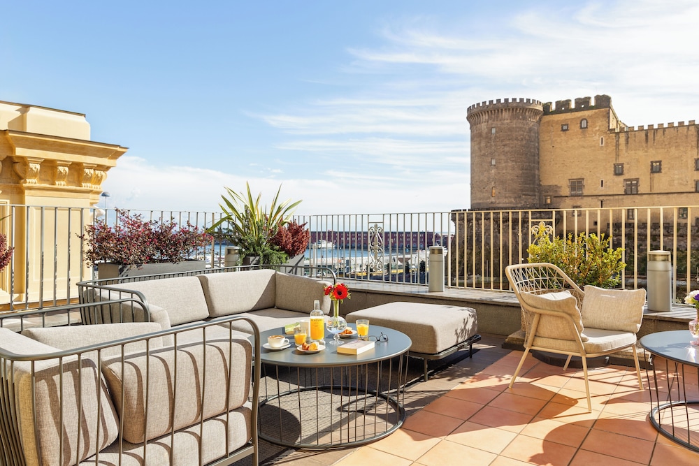 Mercure Napoli Centro Angioino - zdjęcie 2
