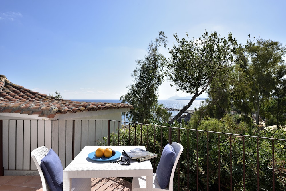 Arbatax Park Resort - Dune by Falkensteiner — Hotel rooms in Tortoli, Sardinia