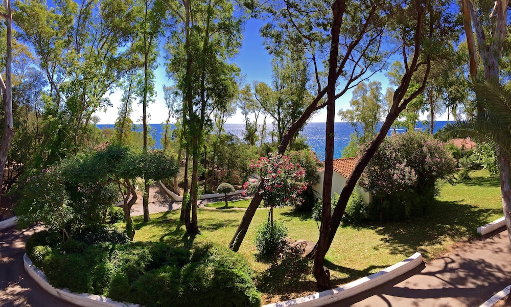 Arbatax Park Resort - Dune by Falkensteiner — Hotel rooms in Tortoli, Sardinia