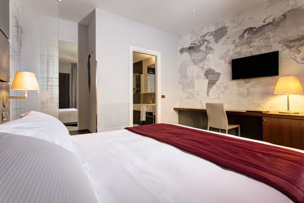 Hotel Nazionale — Hotel rooms in Rome, Lazio