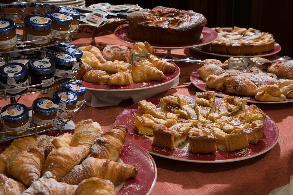 Hotel Nazionale — Restaurant & bars in Rome, Lazio