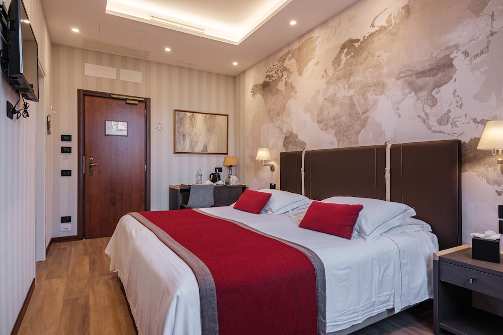 Hotel Nazionale — Hotel rooms in Rome, Lazio