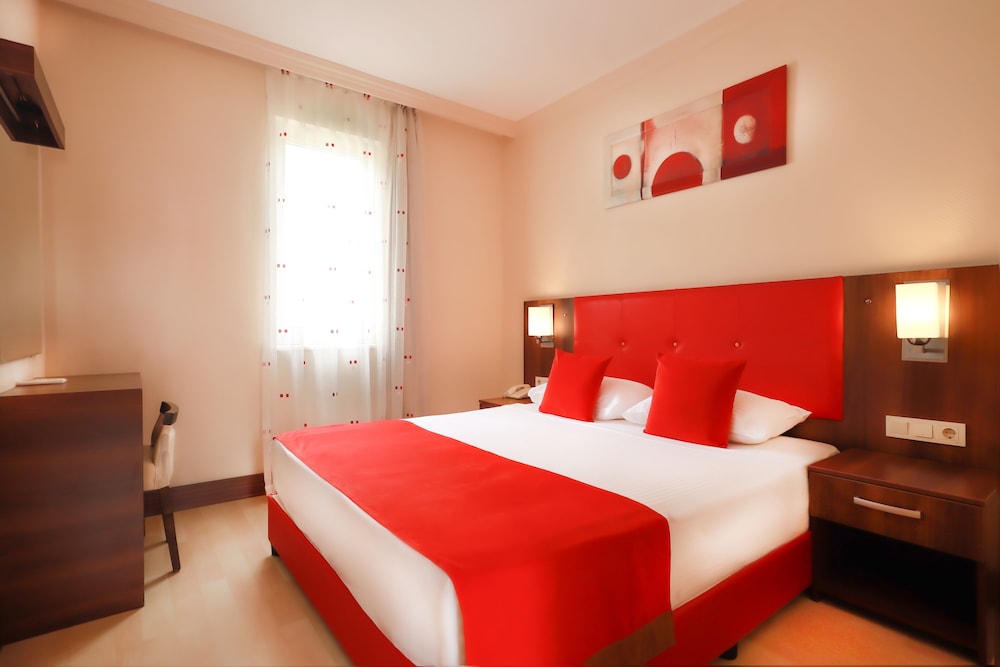 Sidekum Hotel - All Inclusive — Hotel rooms in Side