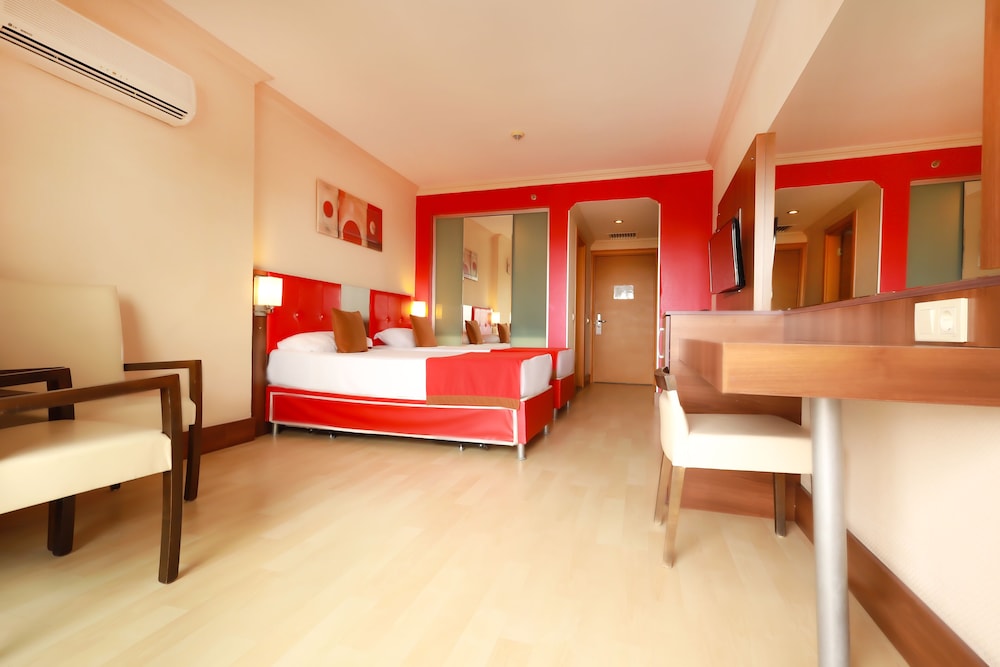Sidekum Hotel - All Inclusive — Hotel rooms in Side